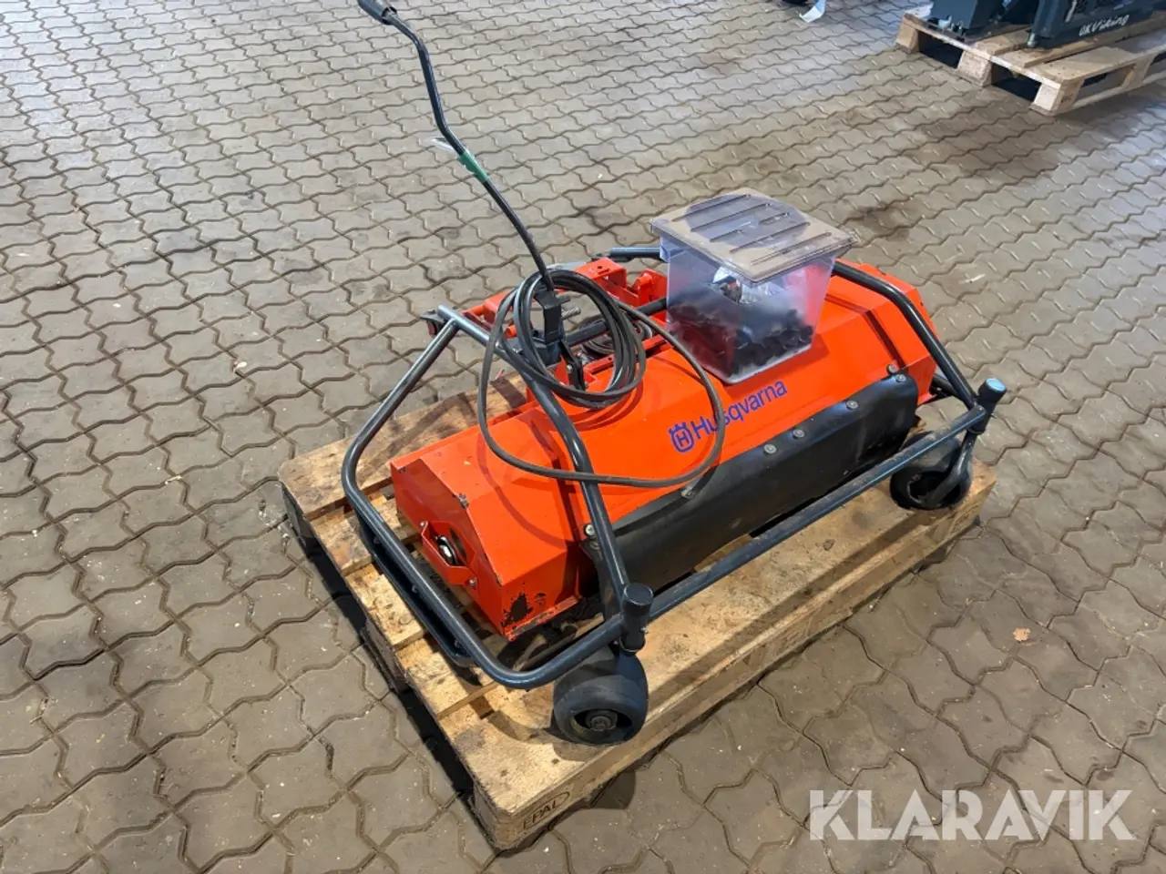 Billede 7 - Vertikalskærer og slagleklipper Husqvarna T-60360