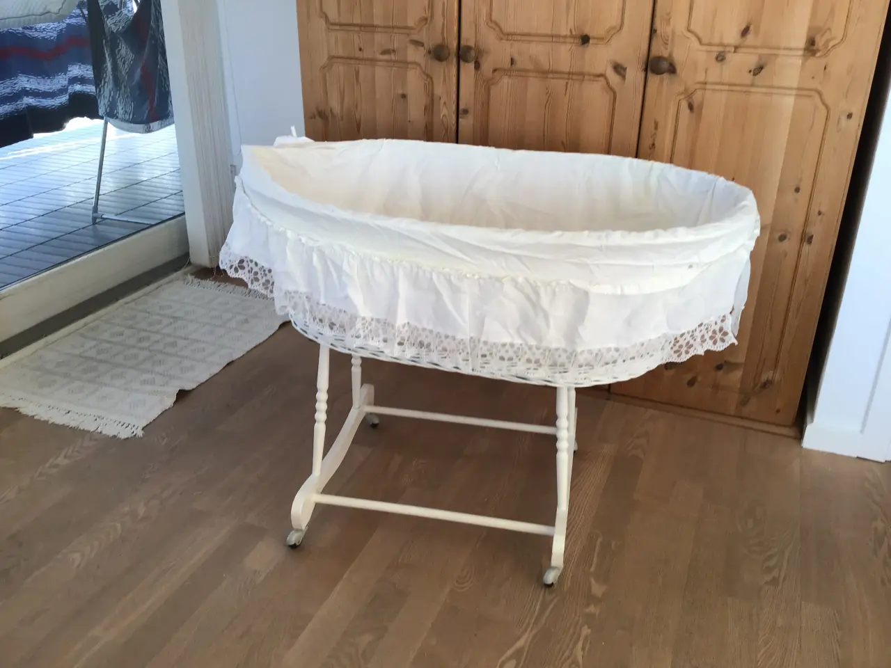 Billede 1 - Baby kurvevugge
