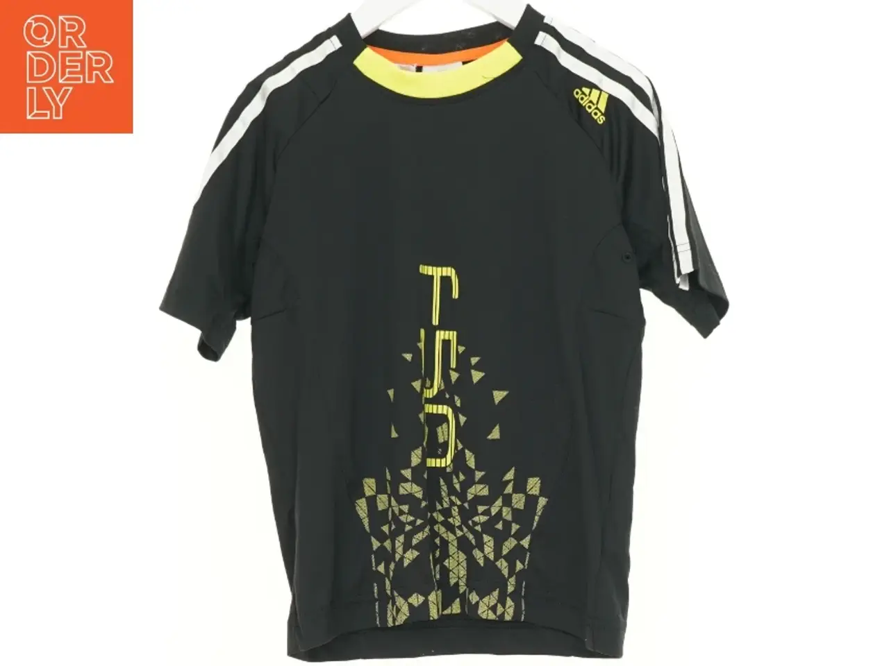 Billede 1 - T-Shirt fra Adidas (str. 128 cm)