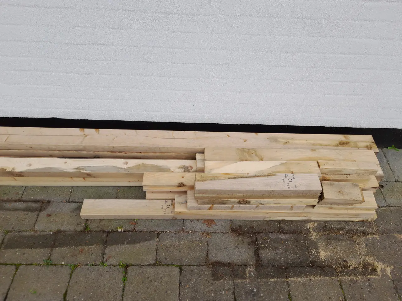 Billede 4 - 3 stk taglægter 360 mm + 3 stk reglar 360 mm + div
