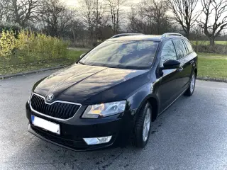 Skoda Octavia III sort Automatic 2.0l TDI