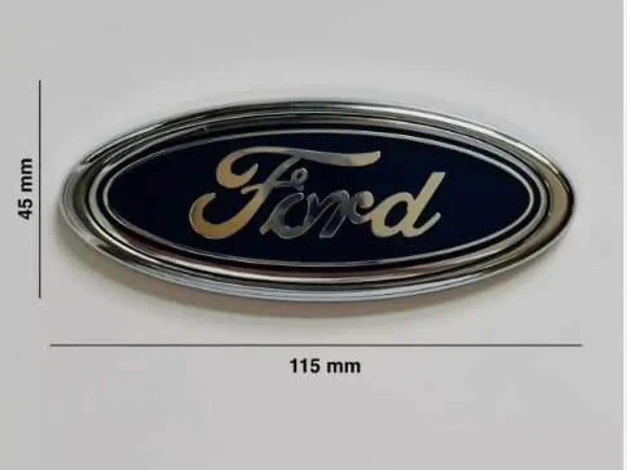 Billede 2 - Ford emblem 2 str. Pæne men skal limes på!