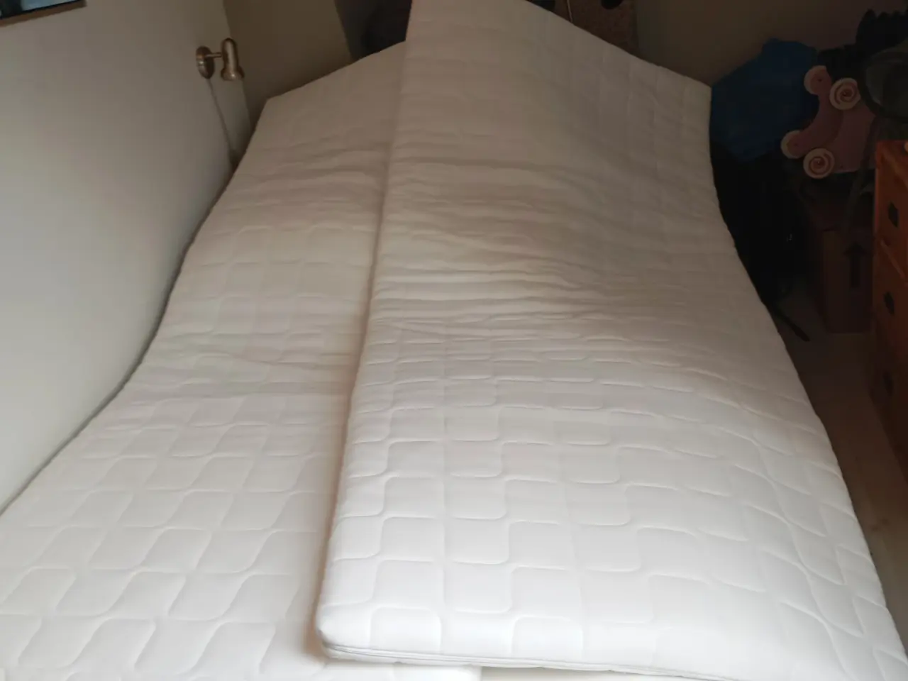 Billede 17 - 2 stk topmadrasser 90x200 cm. Som NY
