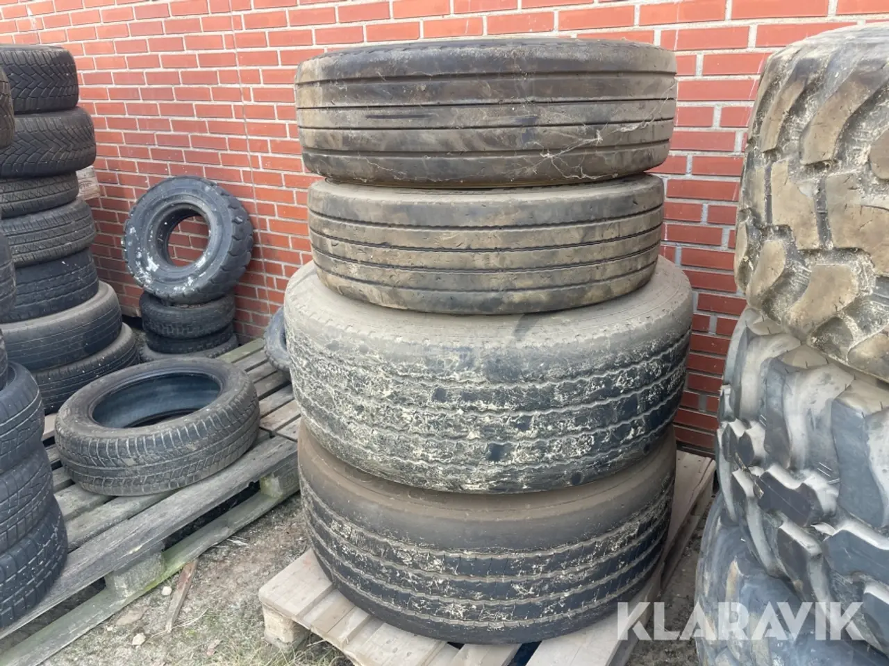 Billede 2 - Lastbilsdæk Goodyear 4 styk