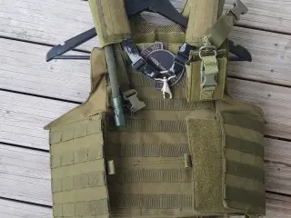 taktisk molle vest