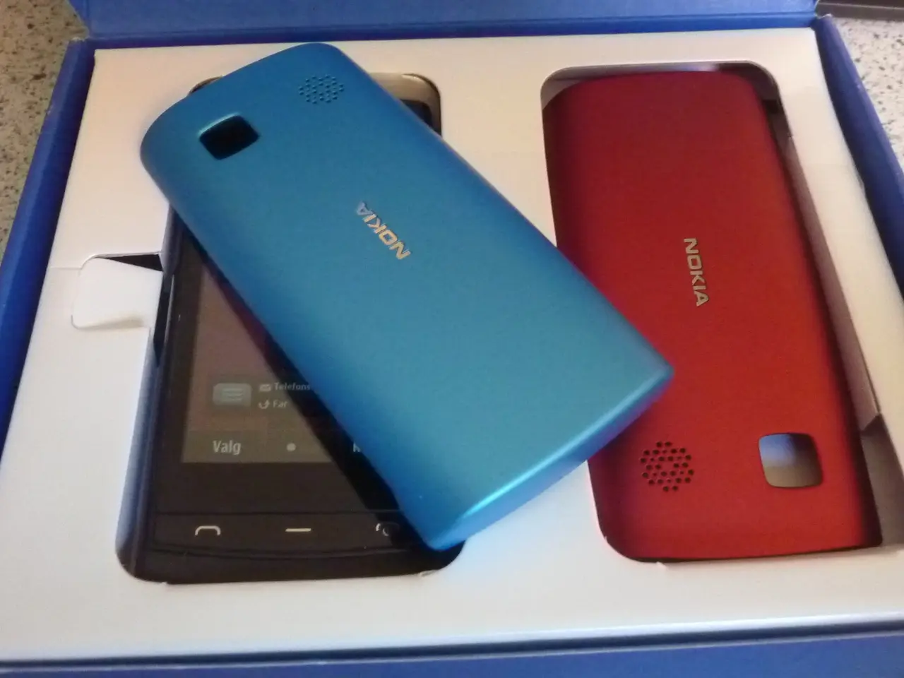 Billede 2 - NOKIA MOBILTELEFON 3 FARVER
