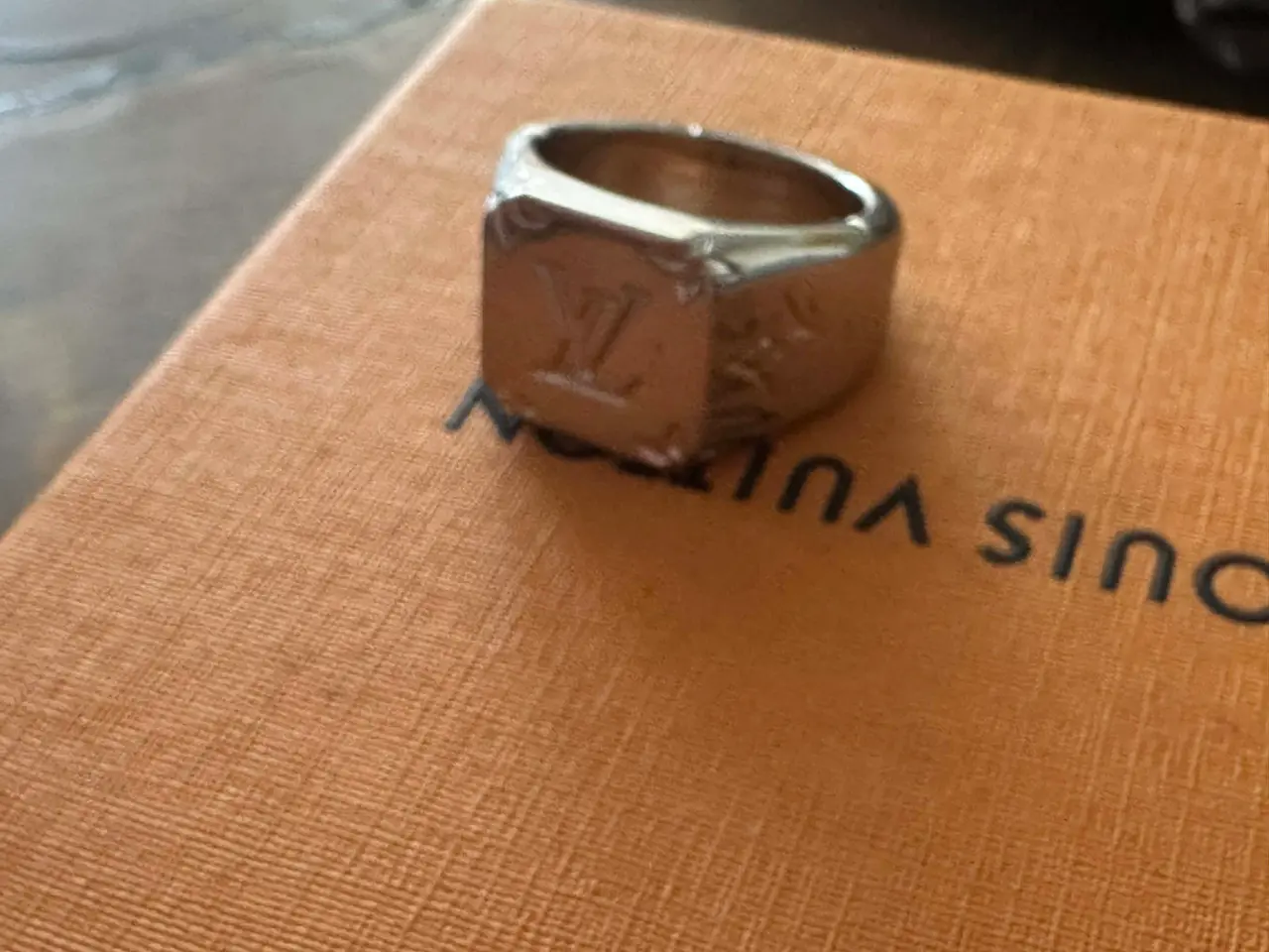 Billede 1 - Louis Vuitton ring str. m