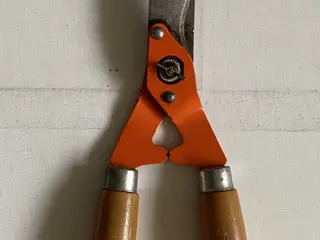 Gedigen, solid hækkeklipper