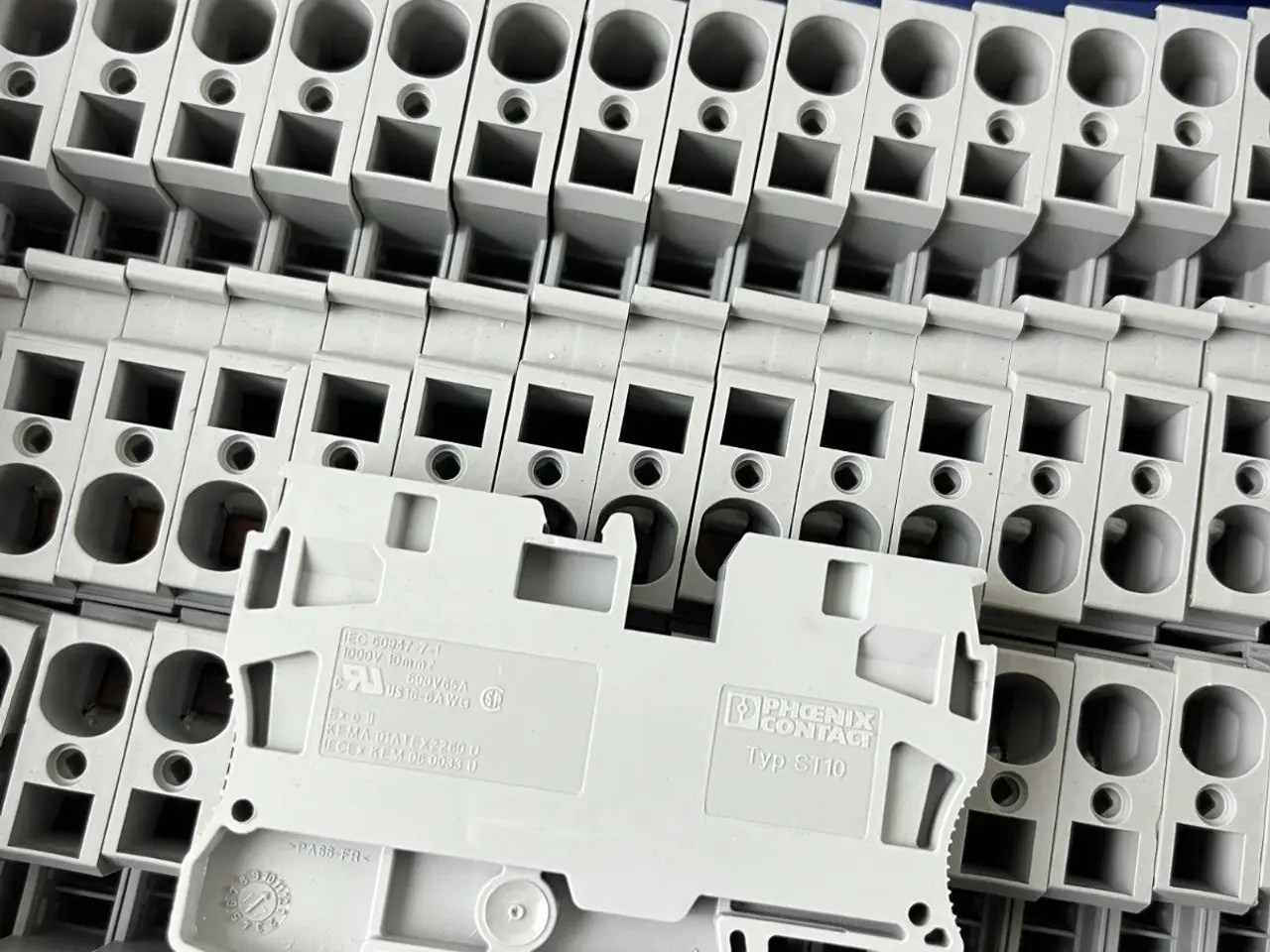 Billede 4 - Phoenix Contact Terminal Blocks ST10 DIN Rail Feed