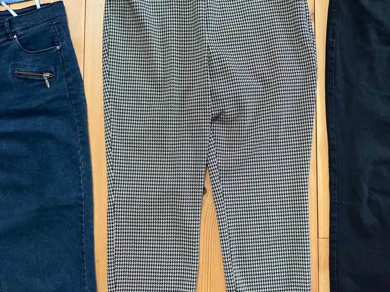 Billede 7 - Bukser, strik, bluse samlet