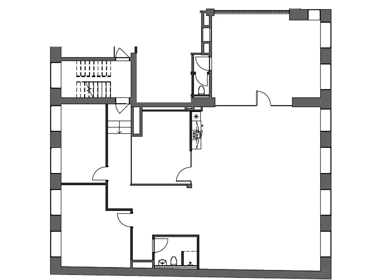 Billede 14 - Lav leje pr. md. det første halve år. 328 m² lyse kontorlokaler i prisbelønnet ejendom udlejes i Odense City!