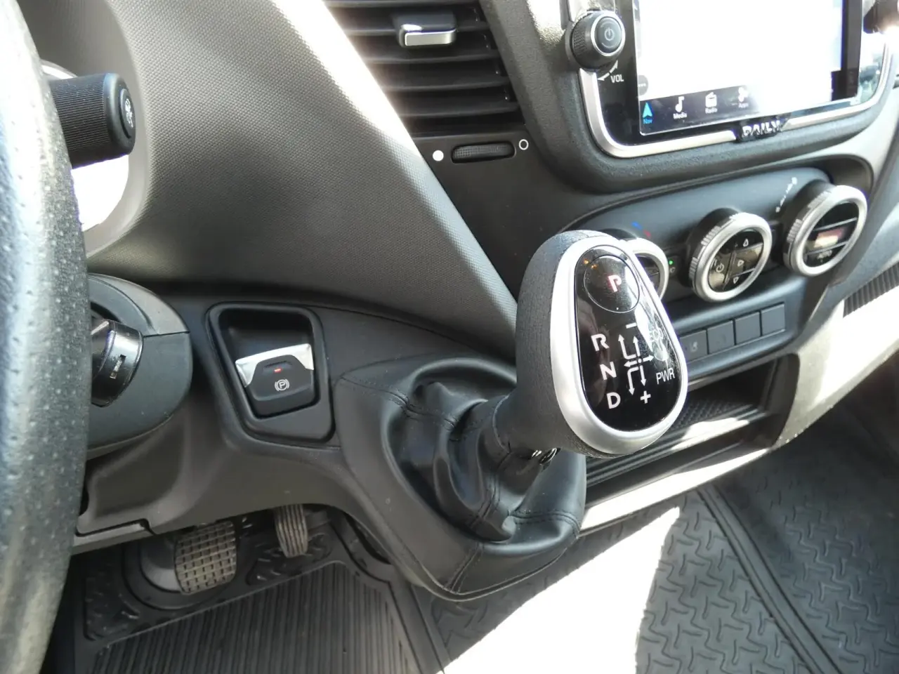 Billede 17 - Iveco Daily 35S18 18m3 3,0 D 180HK Van 8g Aut.