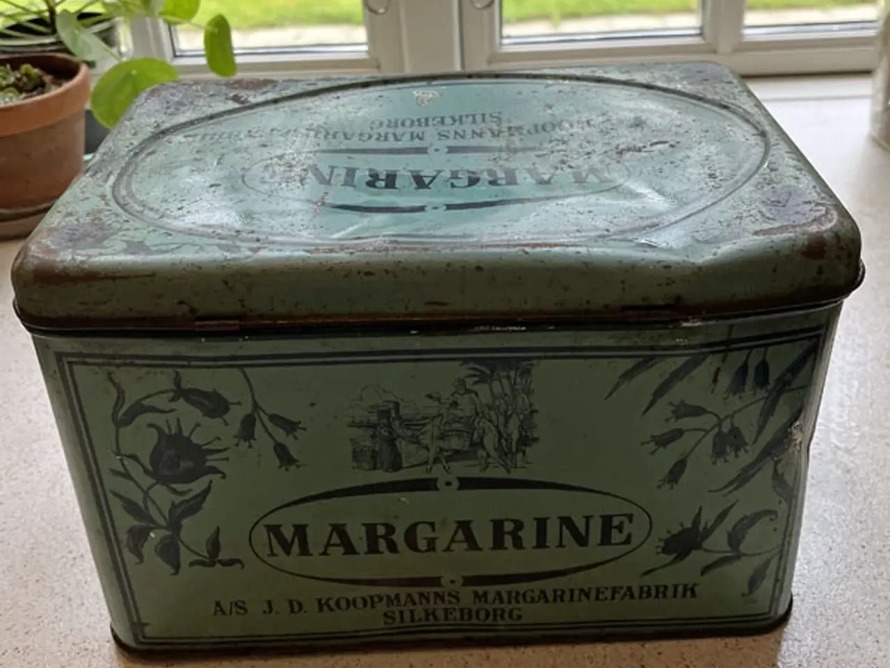 Billede 1 - Retro - antik metaldåse Silkeborg Margarinefabrik