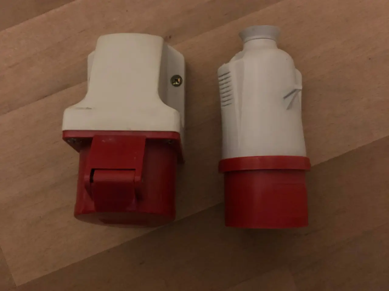Billede 1 - CCE 16A /400V5 polet