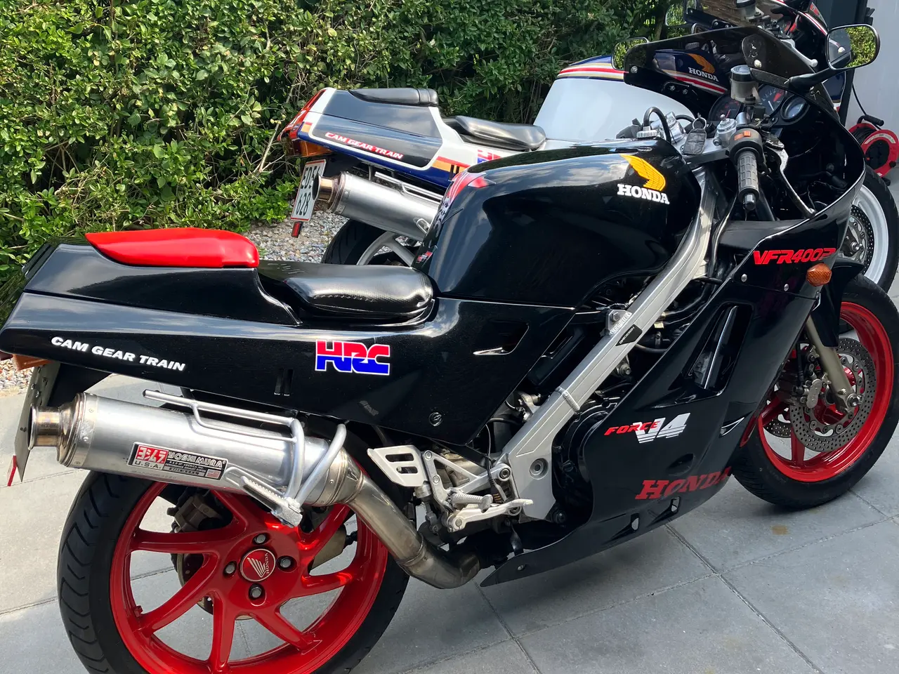 Billede 1 - HONDA VFR 400R