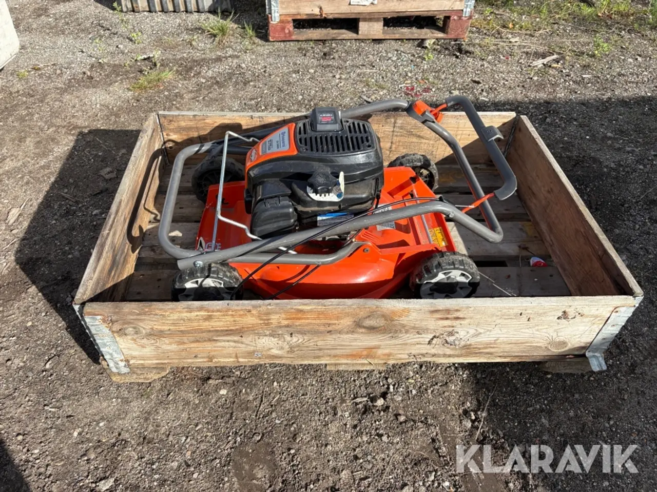 Billede 2 - Græsslåmaskine Husqvarna LB246PI