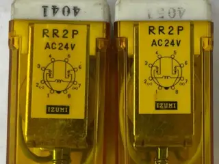 Omron RR2P AC24V Plug‑In relæ DPDT 8‑Pin – parti 2