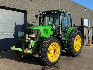 John Deere 6420 med HE-VA fronthydraulik