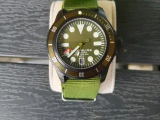 Stuhrling original professional diver