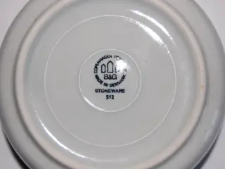 B og G Stentøjsskål model 512.