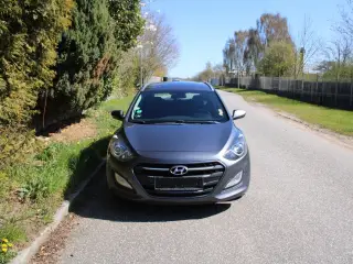 Hyundai i30 1,6 CDRi 110 Comfort