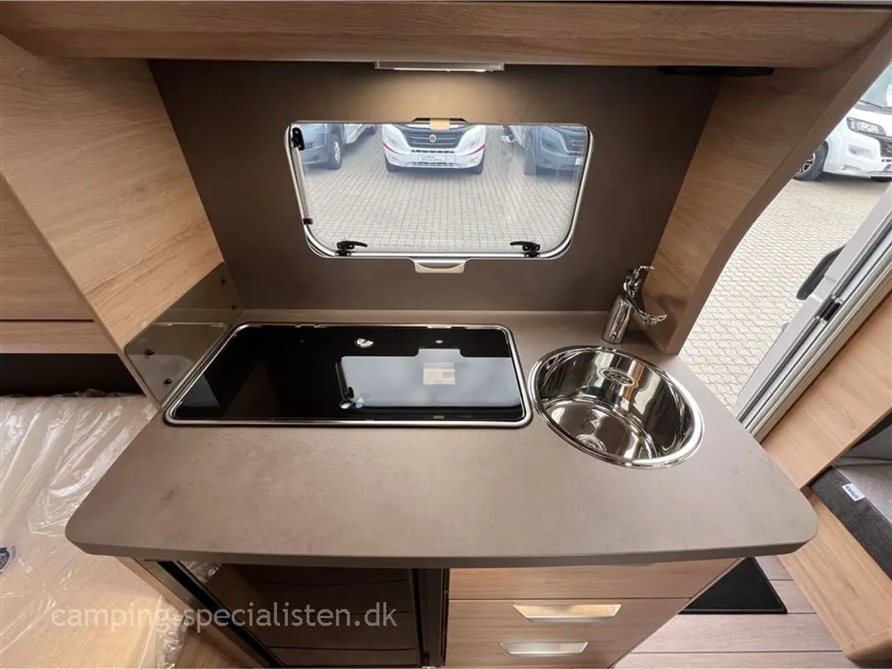 Billede 10 - 2026 - Knaus Südwind 460 EU Knaus Südvind 460 EU Black Selection model 2026 - kan nu opleves hos Camping-Specialisten.dk i Silkeborg