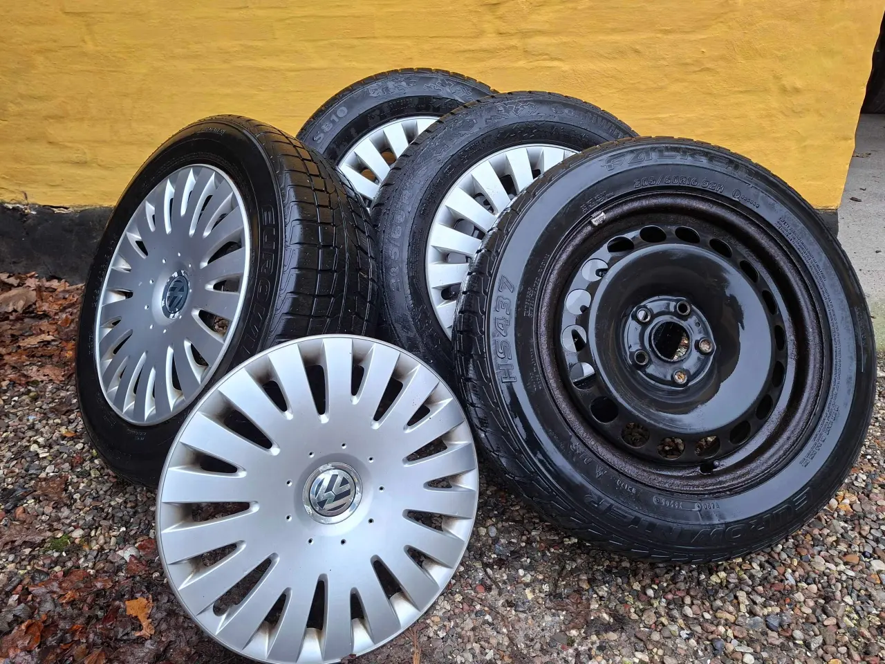 Billede 5 - Vinterdæk på fælge.