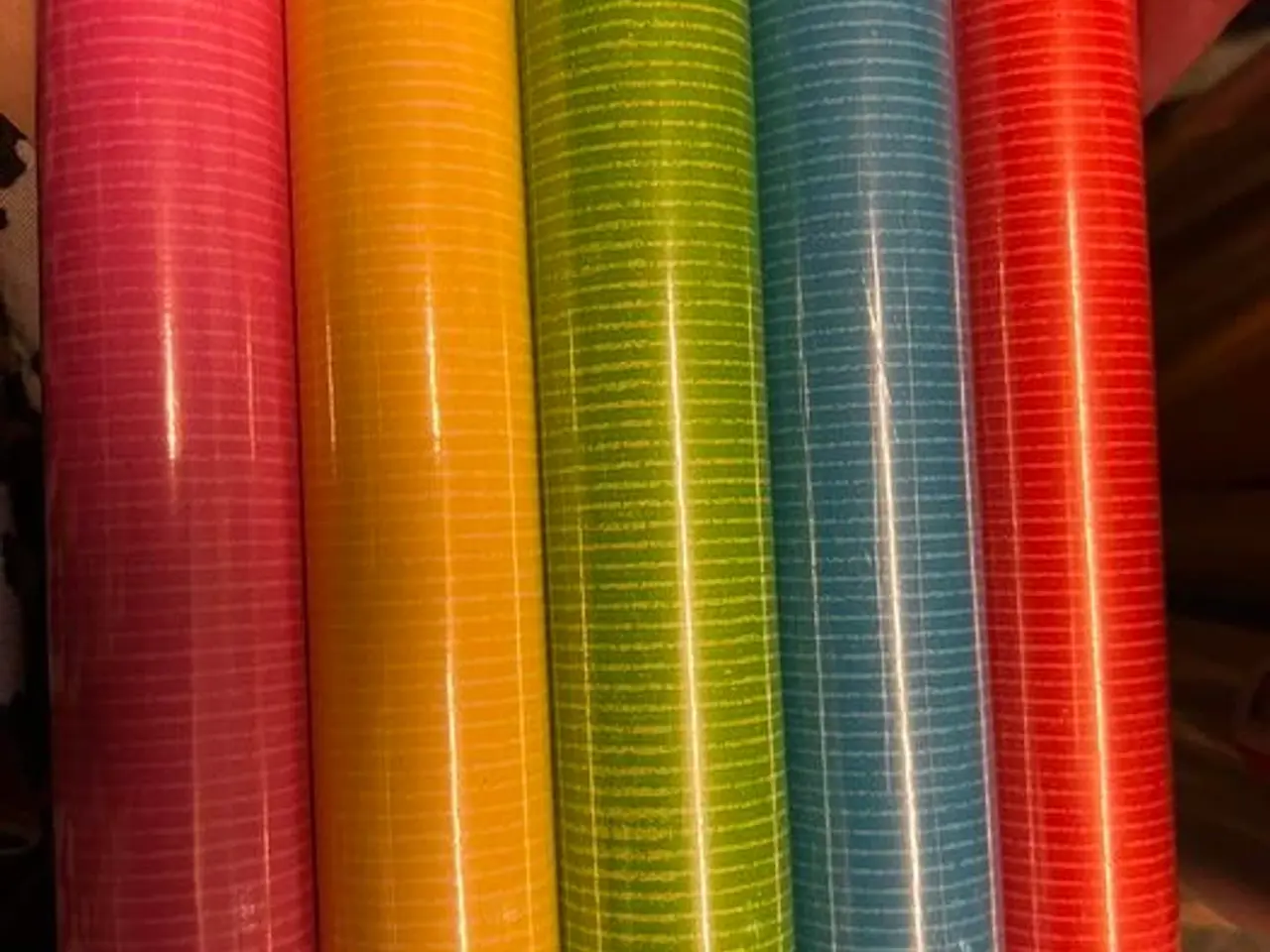 Billede 3 - Gavepapir i  5 meter´s ruller 