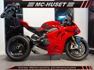 Ducati Panigale V4 S