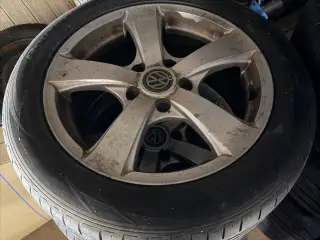 Originale VW 16” 5-egede alufælge med sommerdæk