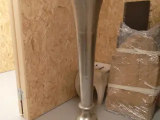 2 Stk. Stor Sølv Gulv Vase H 80 cm.