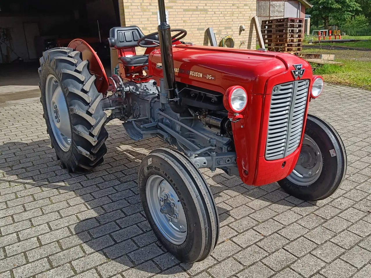 Billede 1 - Massey Ferguson 565 ,  8 Gear