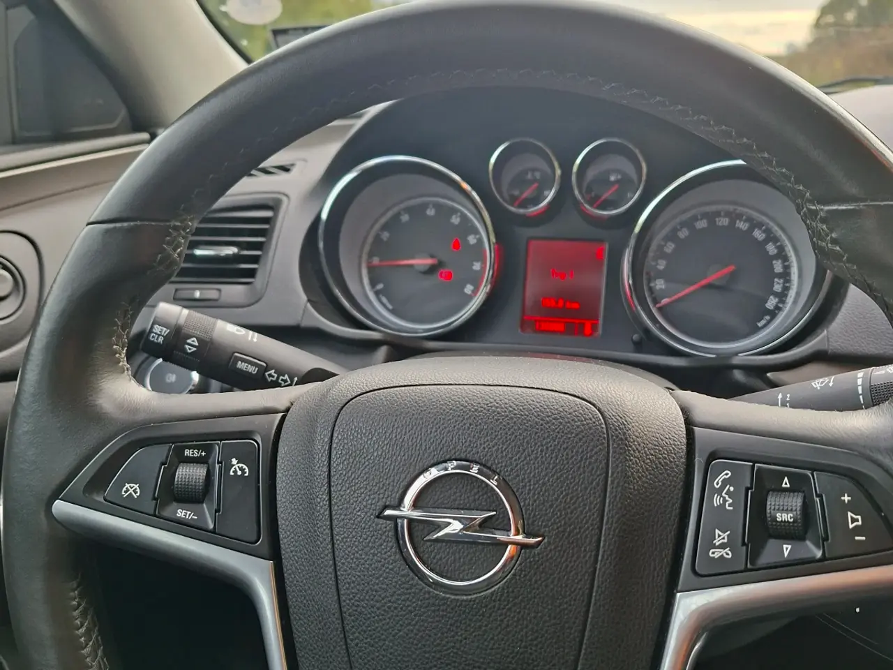 Billede 9 - Opel Insignia lav km og billigst i markedet