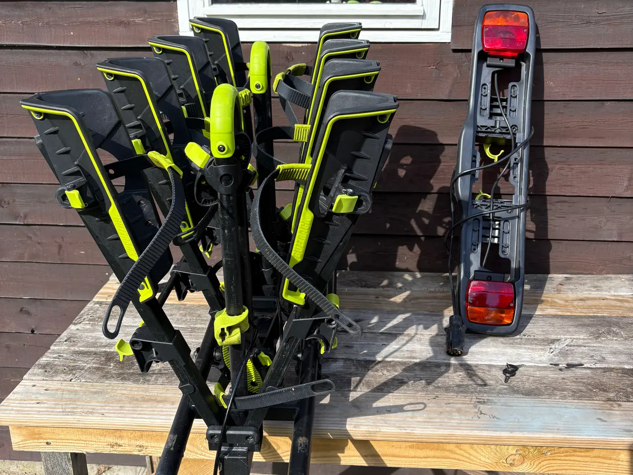 Billede 2 - Fin Buzzrack Buzzwing 4 Cykelholder sælges