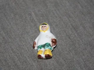 Grønlænder figur broche 4,5 cm stempel:KIS Danmark