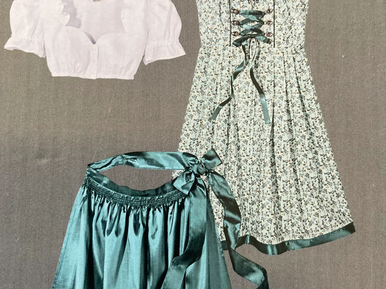 Billede 1 - Dirndl til oktoberfest str40
