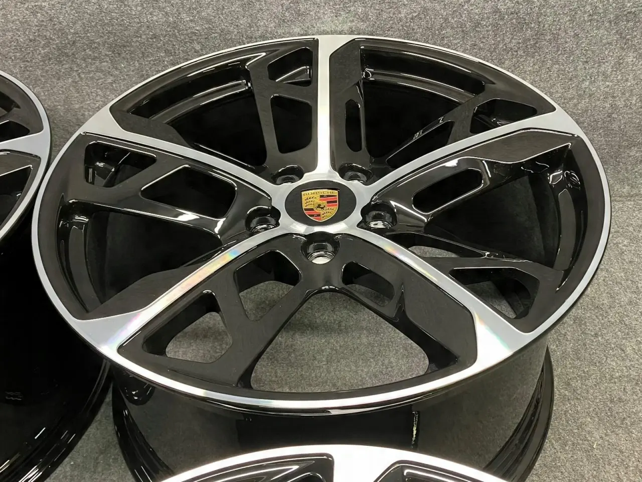 Billede 3 - ALUFÆLGE PORSCHE TAYCAN MISSION E 9J 21"