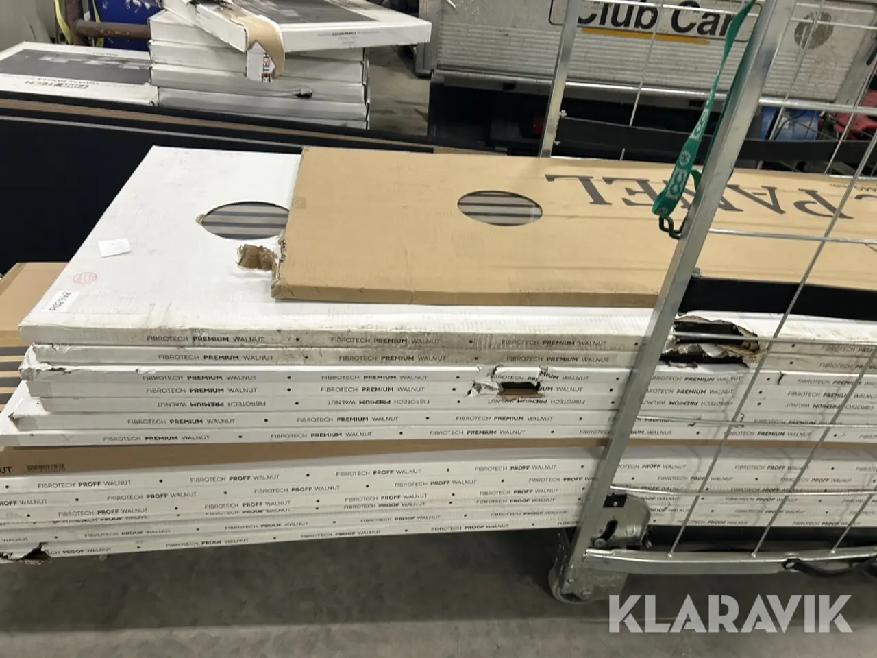 Billede 5 - Akustikpaneler Fibrotech Walnut 2 sortering, 20 styk. inkl 10 lister