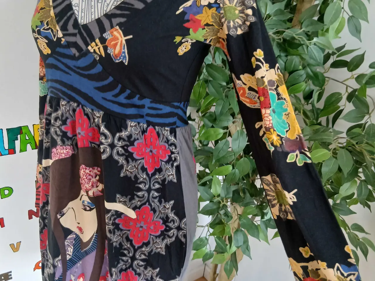 Billede 5 - Kjole. Desigual. Medium/38