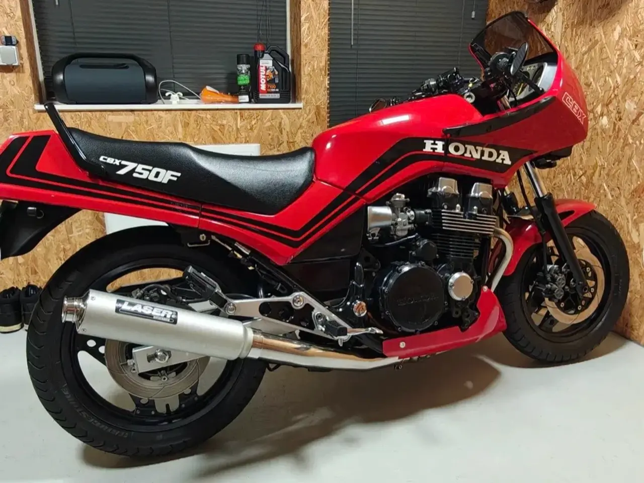 Billede 11 - Honda cbx750 f - ny stand!!!!!