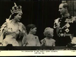 Coronation - Dronning Elizabeth II - Prince Philip - Charles - Anne - Ubrugt