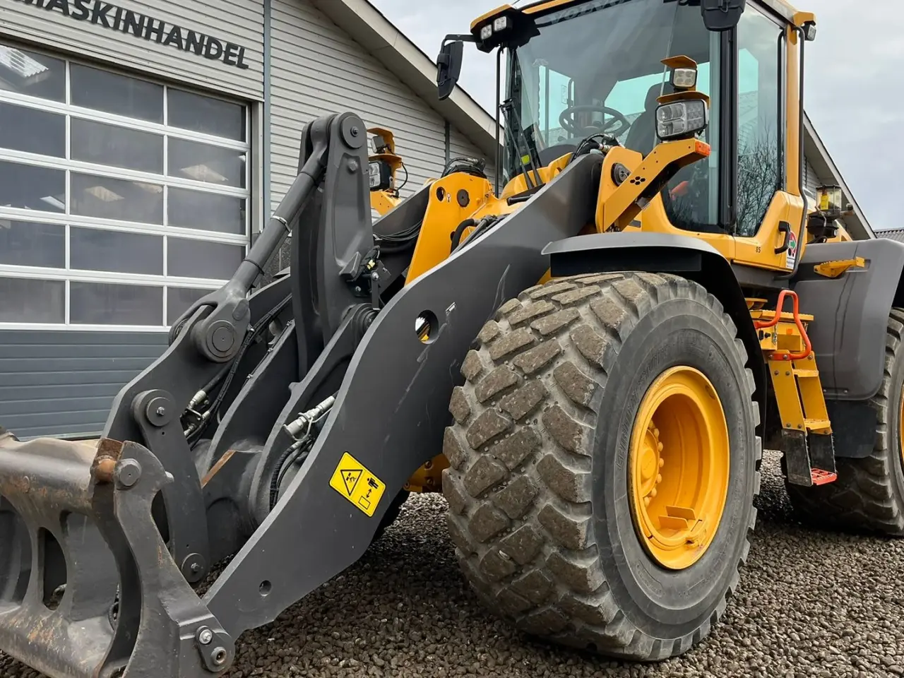 Billede 13 - Volvo L 90 H  H2 AGRICULTURE DK-maskine, Co-Pilot, LANG-BOM & med brede 650/65R25 hjul