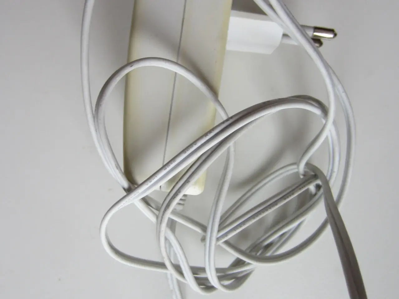 Billede 3 - Philips strømforsyning / lader +9VDC 2000mA