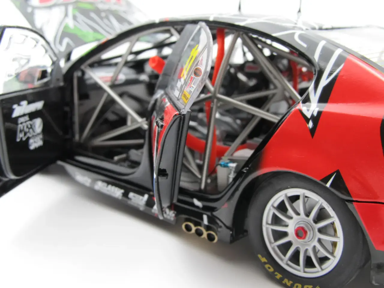 Billede 6 - Allan Simonsen's 2011 Holden Commodore V8 - 1:18