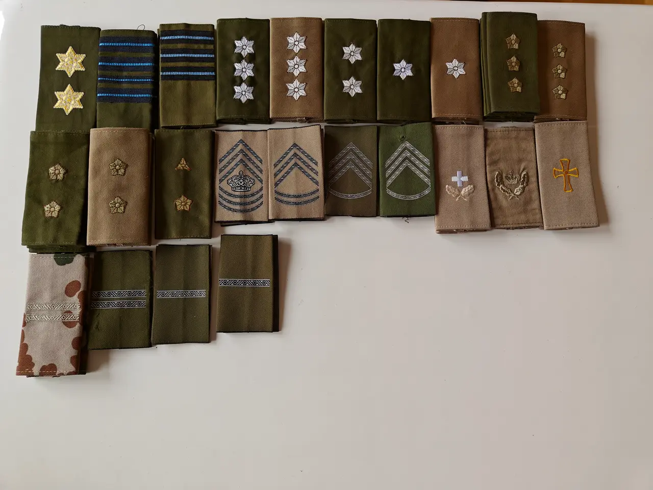 Billede 1 - 28 Danske Militær distinktioner