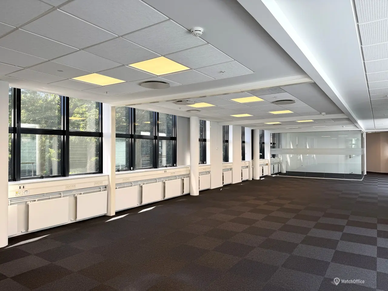 Billede 6 - Albertslunds flotteste kontor midt i en oase