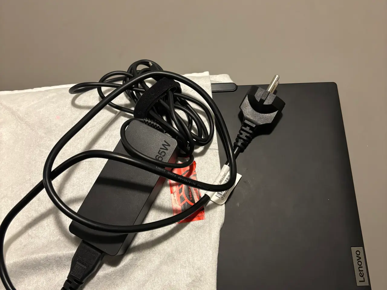 Billede 3 - ThinkPad X13 2‑in‑1 Gen 5 (model 21LW0018MX).