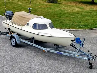 Hunter 17 Jagt og fiskebåd med trailer og motor
