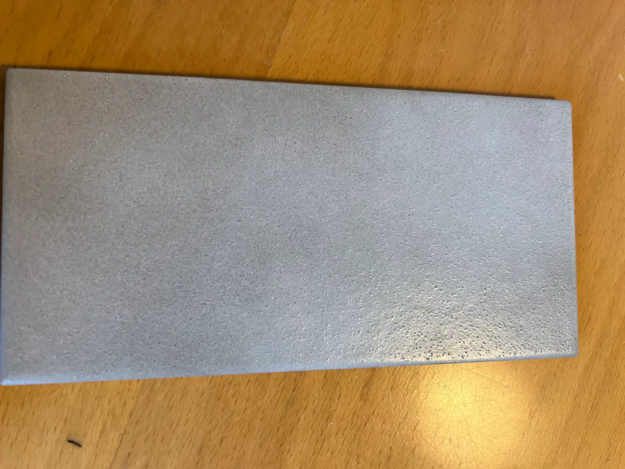 Billede 1 - Lysegrå Vægfliser 10 x 20 cm købes
