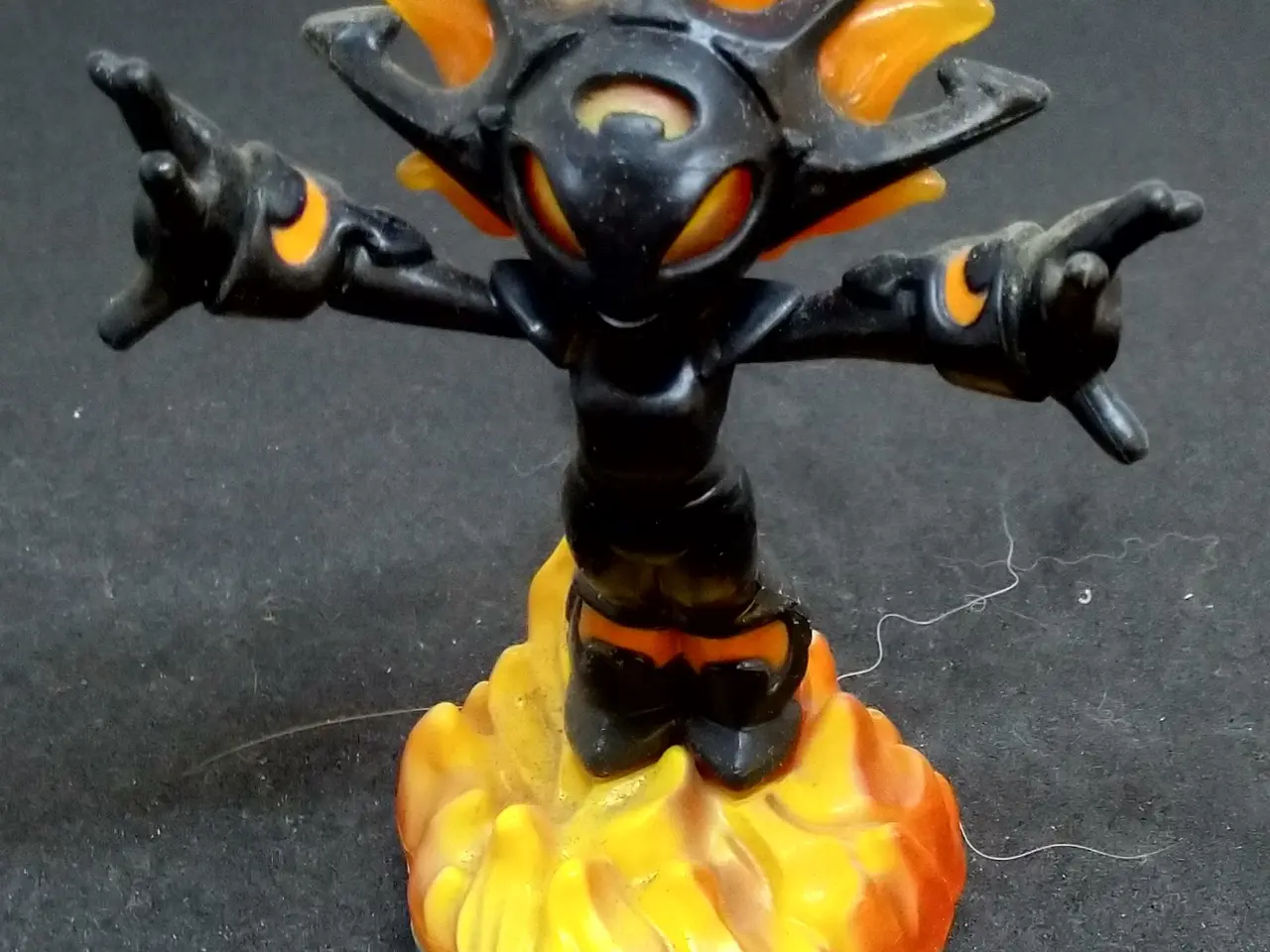 Billede 2 - Skylanders Swap Force Lightcore Smolderdash